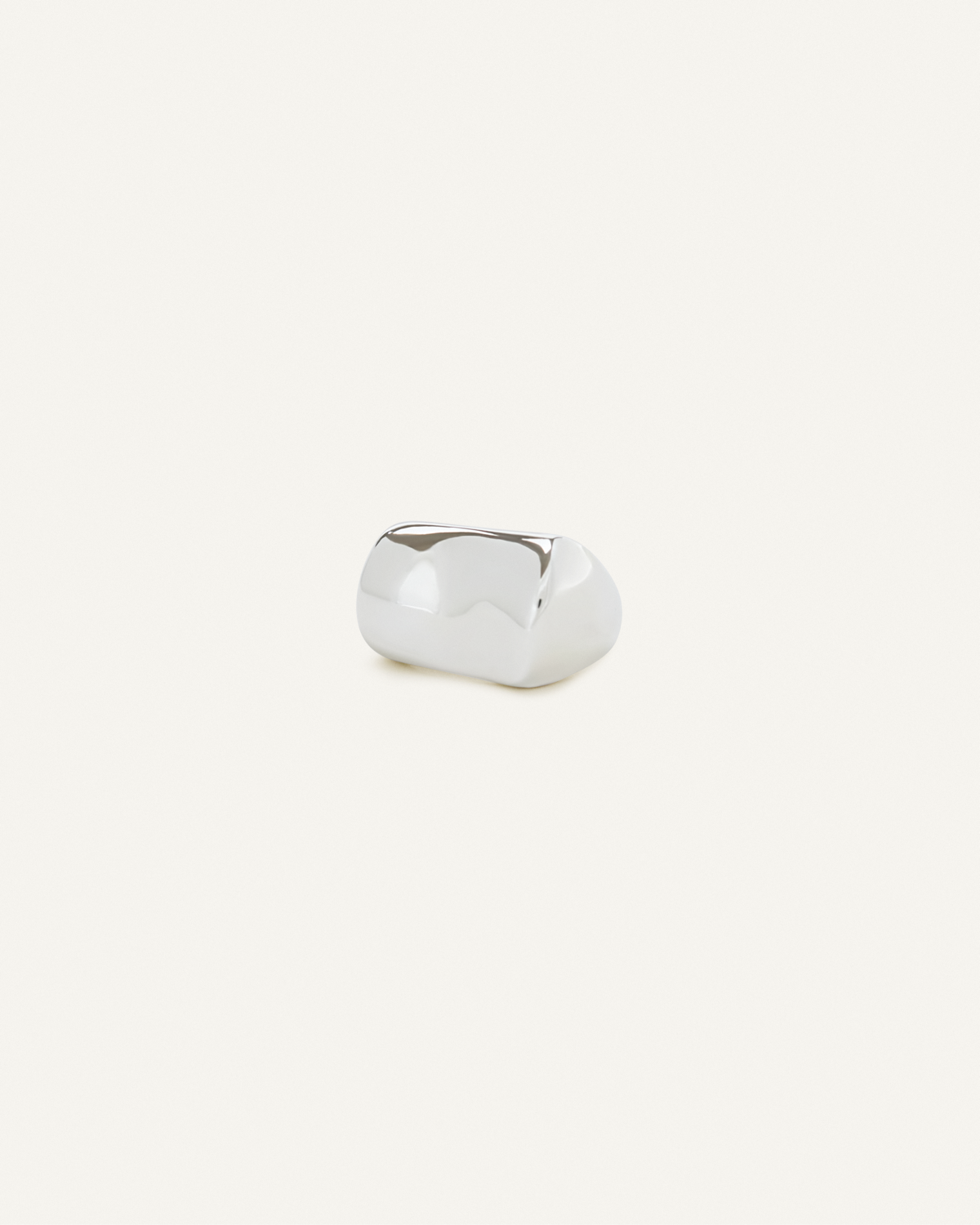 chunky wave pinky ring – Hernan Herdez chunky wave pinky ring – Hernan Herdez