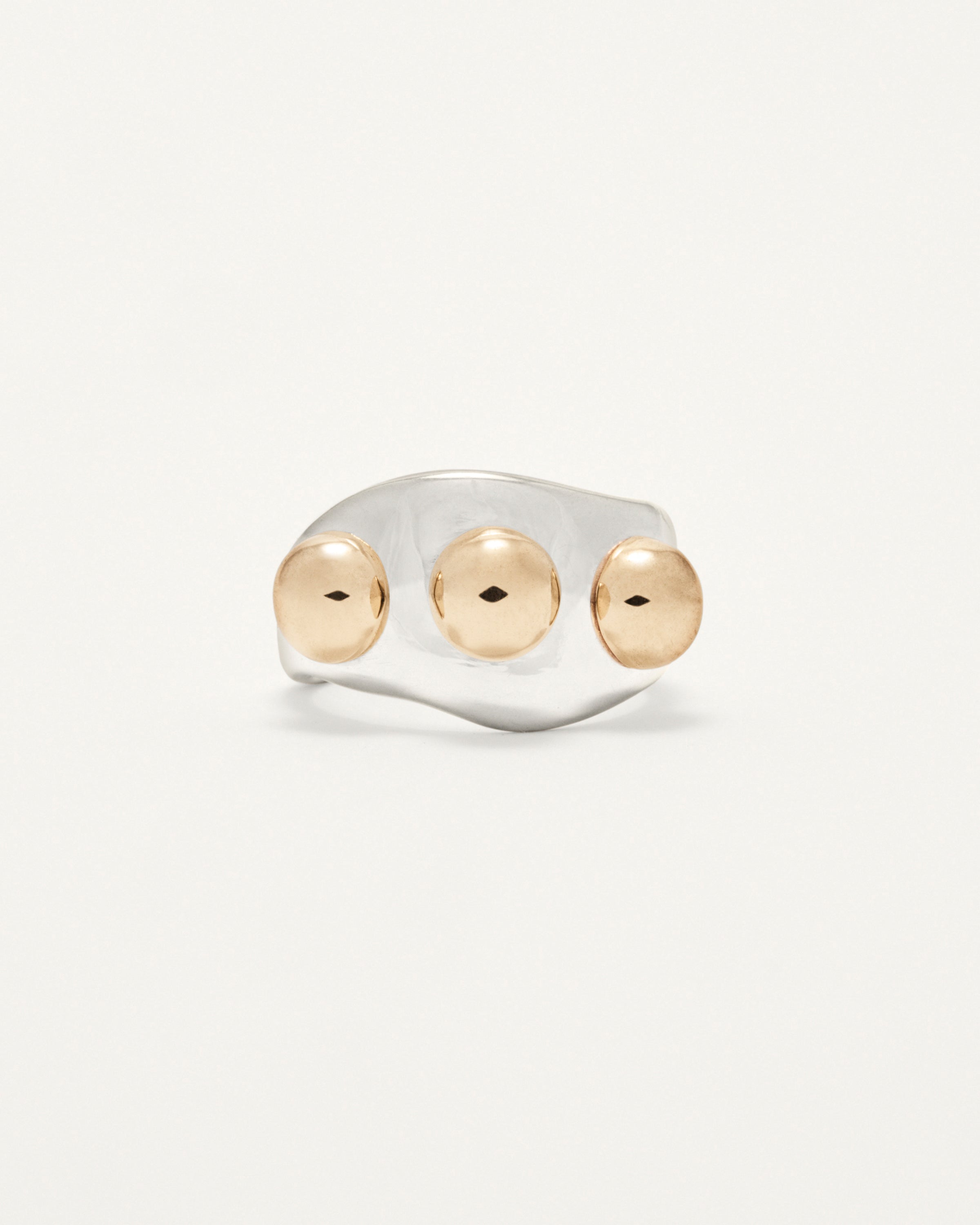 studs ring